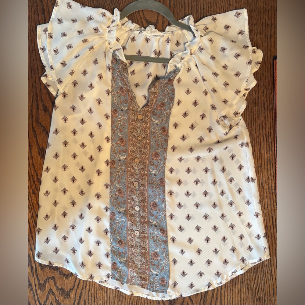 Blu Pepper Cream and Brown Patterned Blouse